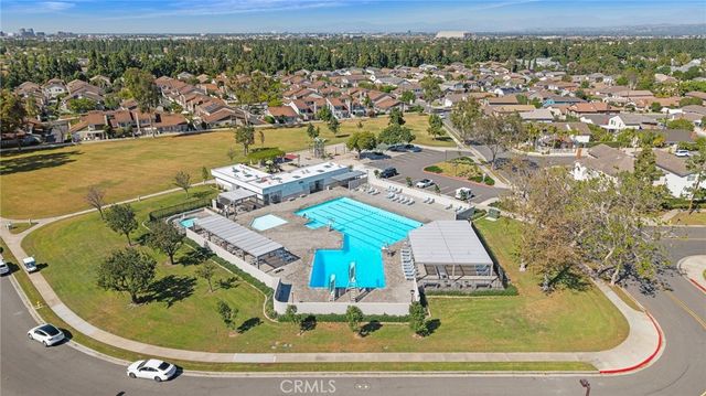 39 Rockwood 23, Irvine, CA 92614