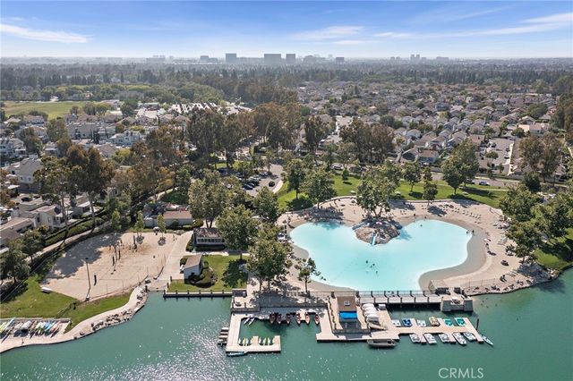 39 Rockwood 23, Irvine, CA 92614