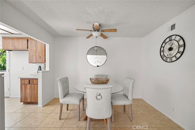 39 Rockwood 23, Irvine, CA 92614