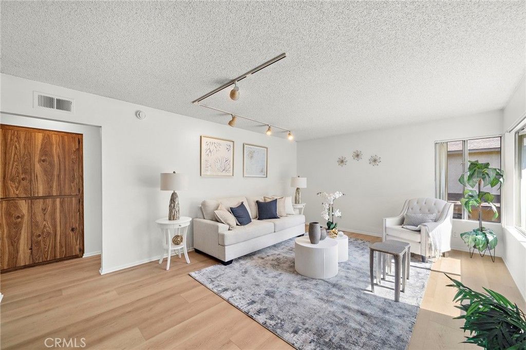 39 Rockwood 23, Irvine, CA 92614 — photo 5