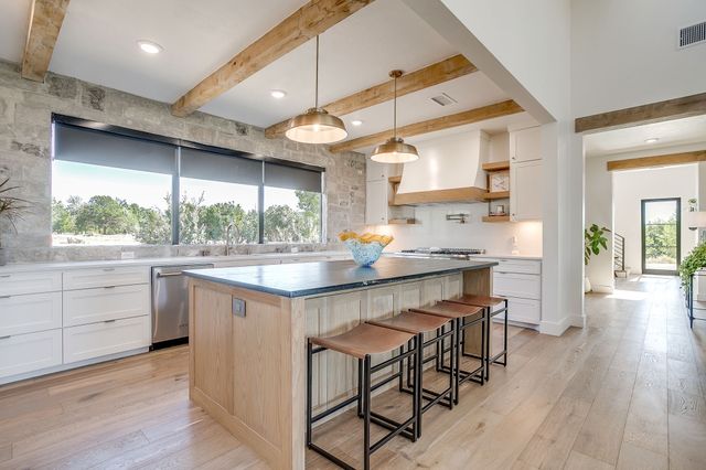 1078 Kingsley Court, Weatherford, TX 76087