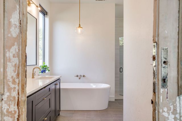 1078 Kingsley Court, Weatherford, TX 76087