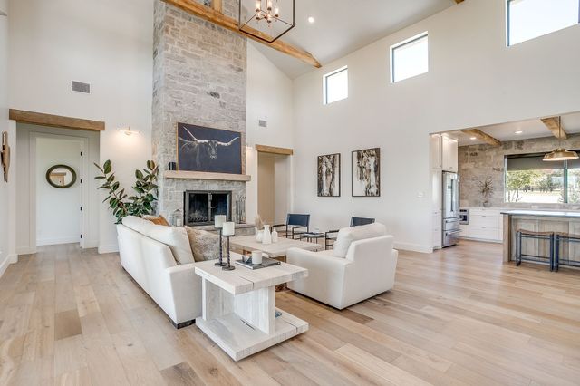 1078 Kingsley Court, Weatherford, TX 76087