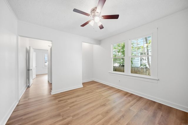 1807 Alden Ln, Little Rock, AR 72207