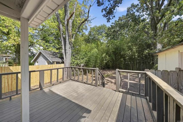 1807 Alden Ln, Little Rock, AR 72207