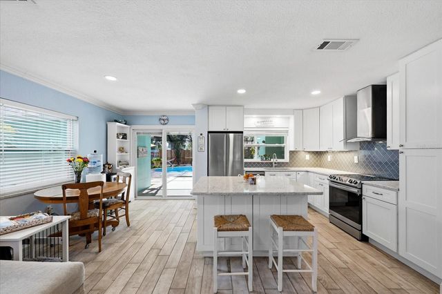 712 S GLENWOOD AVENUE, Clearwater, FL 33756