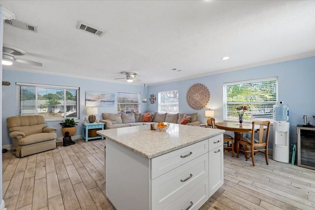 712 S GLENWOOD AVENUE, Clearwater, FL 33756