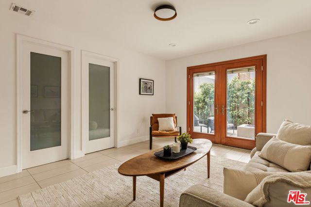 6644 Vista Del Mar, Playa Del Rey (los Angeles), CA 90293