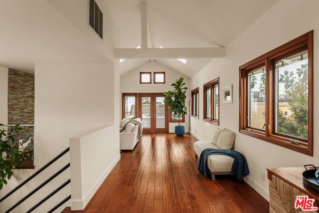 6644 Vista Del Mar, Playa Del Rey (los Angeles), CA 90293