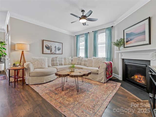 640 Summerfield Place, Flat Rock, NC 28731