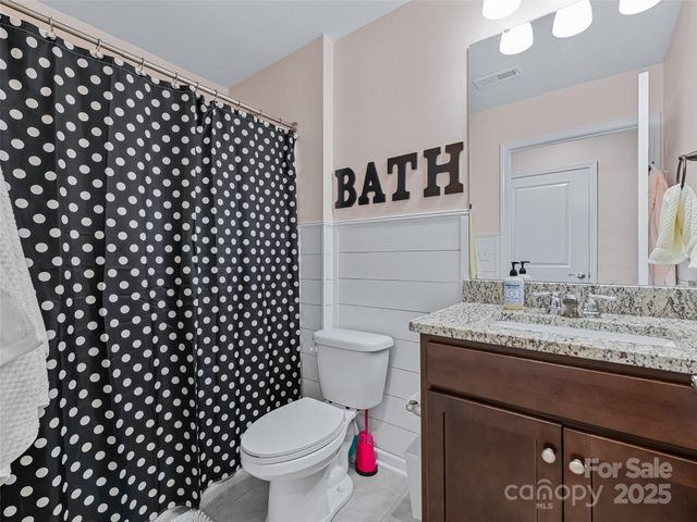 640 Summerfield Place, Flat Rock, NC 28731