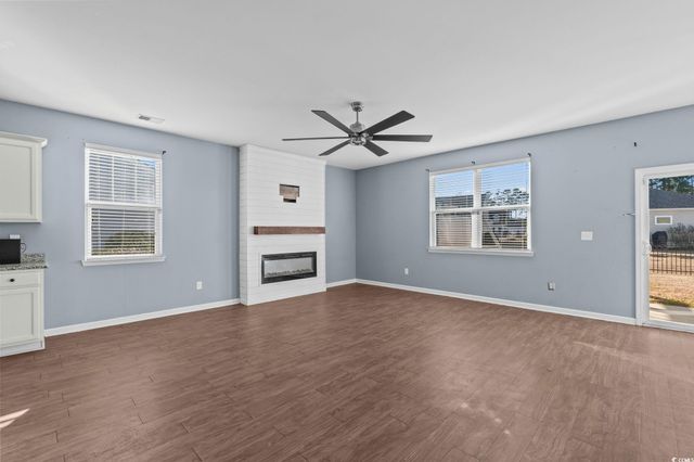 1362 Midtown Village Dr., Conway, SC 29526