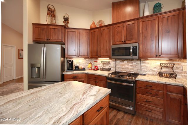 1300 W SIERRA BUENA Court, Show Low, AZ 85901