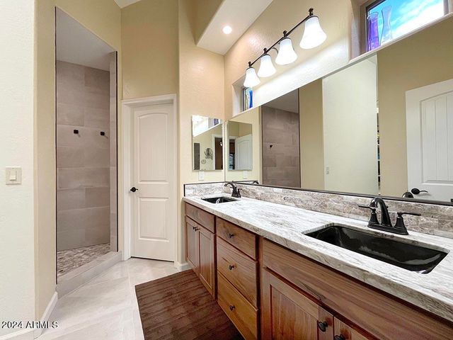 1300 W SIERRA BUENA Court, Show Low, AZ 85901