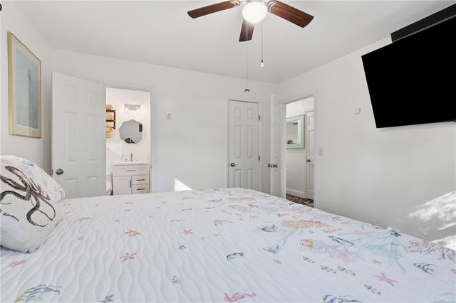623 W Springwood Drive, Seneca, SC 29672