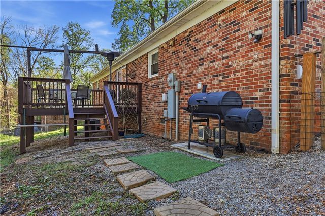 623 W Springwood Drive, Seneca, SC 29672