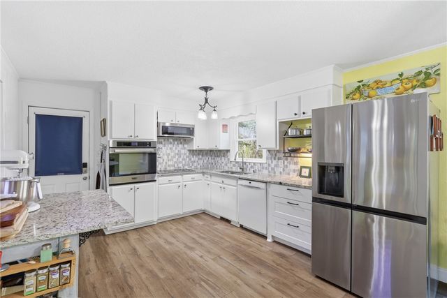 623 W Springwood Drive, Seneca, SC 29672