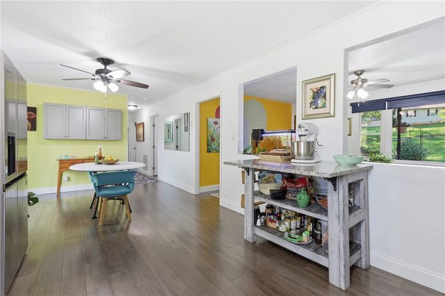 623 W Springwood Drive, Seneca, SC 29672
