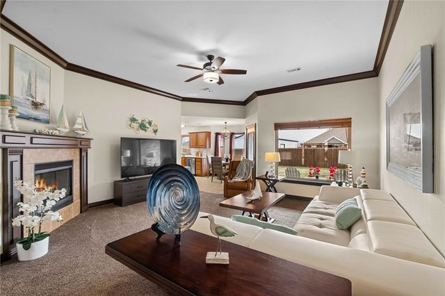 1361 Arkansas Lane, Prairie Grove, AR 72753