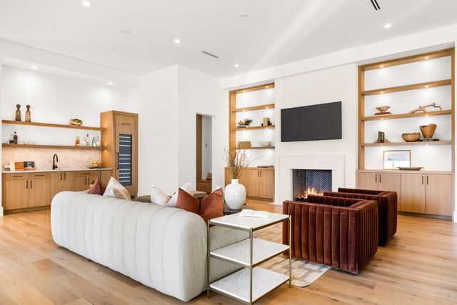 8604 Lockhaven Drive, Dallas, TX 75238