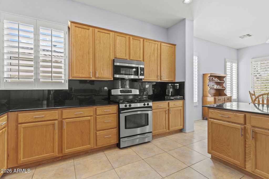 5192 S MARIGOLD Way, Gilbert, AZ 85298 — photo 4