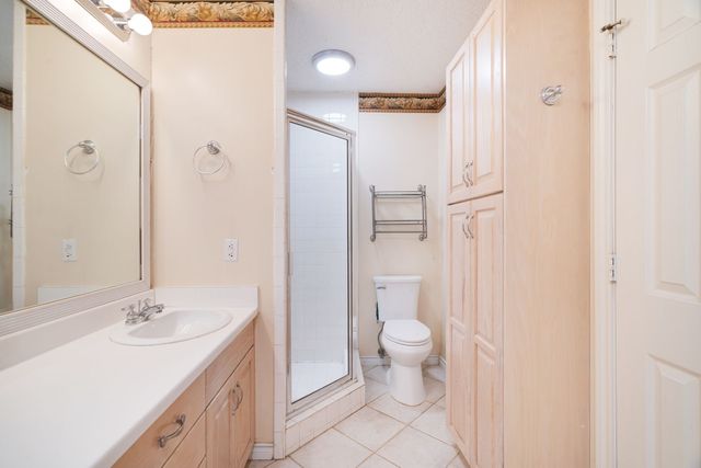 3650 Brownwood Drive, Paris, TX 75462