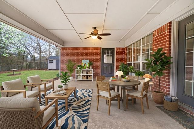 3650 Brownwood Drive, Paris, TX 75462