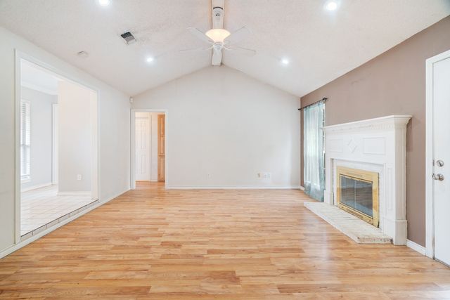 3650 Brownwood Drive, Paris, TX 75462