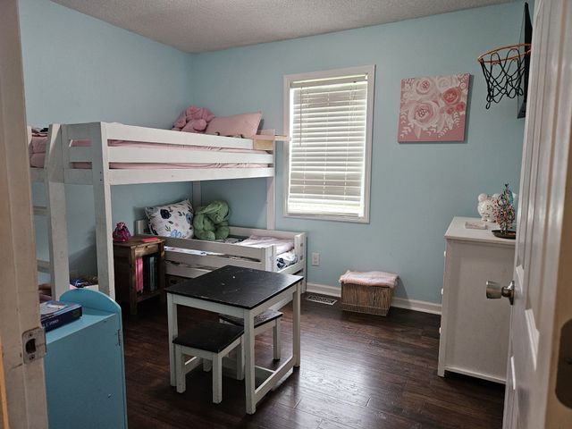 112 Darnell Dr, Tullahoma, TN 37388