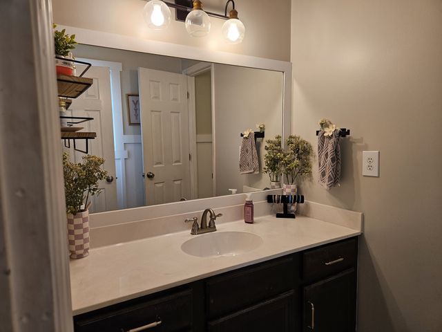112 Darnell Dr, Tullahoma, TN 37388