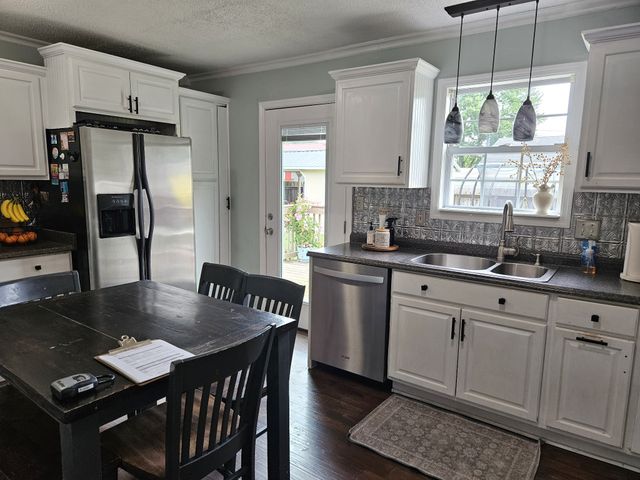 112 Darnell Dr, Tullahoma, TN 37388