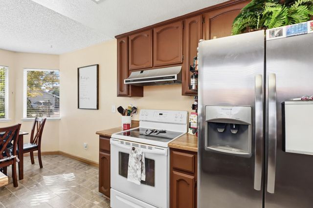 4208 N Country Dr, Antelope, CA 95843