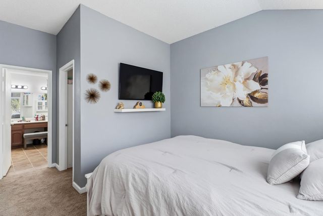 4208 N Country Dr, Antelope, CA 95843