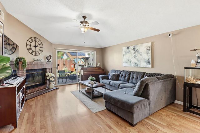 4208 N Country Dr, Antelope, CA 95843