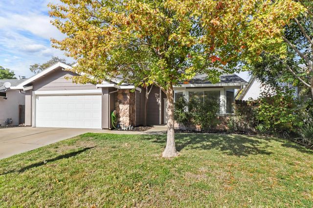 4208 N Country Dr, Antelope, CA 95843