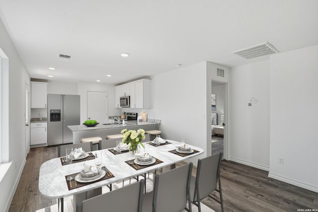 1343 Vallarta Centro, Converse, TX 78109