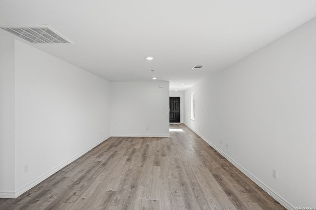 1343 Vallarta Centro, Converse, TX 78109