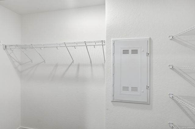 1343 Vallarta Centro, Converse, TX 78109