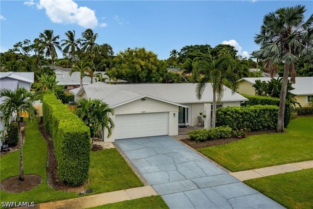 1309 Westlake BLVD, Naples, FL 34103