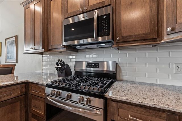 1309 Ruscello Avenue, Tontitown, AR 72762