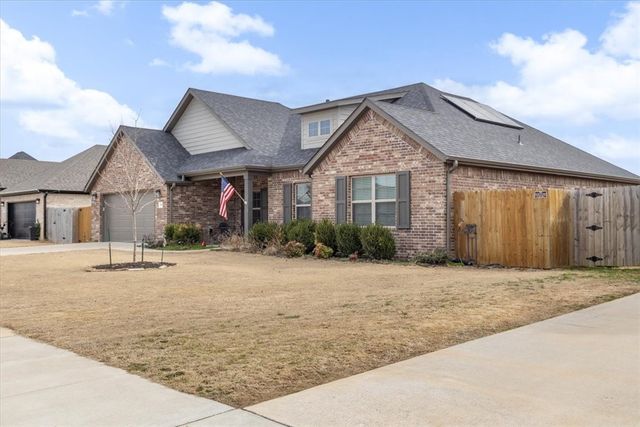 1309 Ruscello Avenue, Tontitown, AR 72762