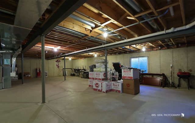 450 W Daybreak Lane, Round Lake, IL 60073