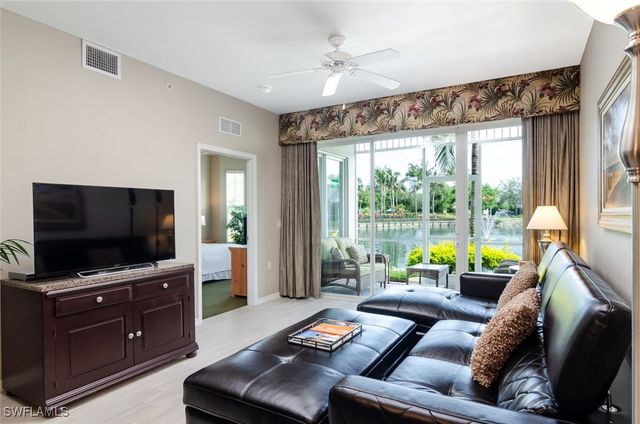 7920 Mahogany Run LN 1011, Naples, FL 34113