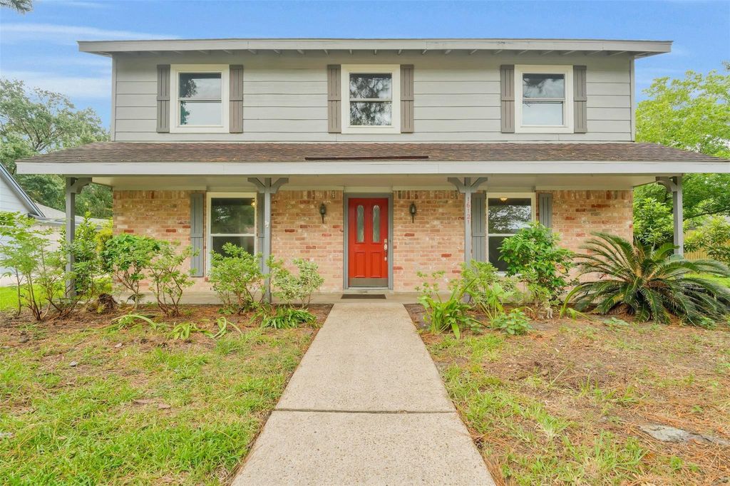 16121 Lakeview Drive, Jersey Village, TX 77040