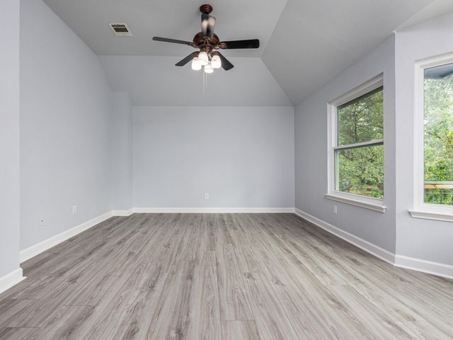 309 N Kings Canyon DR, Cedar Park, TX 78613