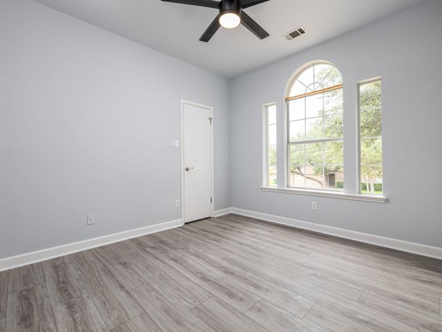 309 N Kings Canyon DR, Cedar Park, TX 78613