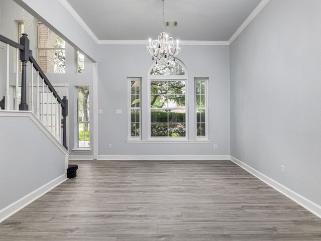 309 N Kings Canyon DR, Cedar Park, TX 78613