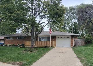 6673 Celestine Street, Huber Heights, OH 45424