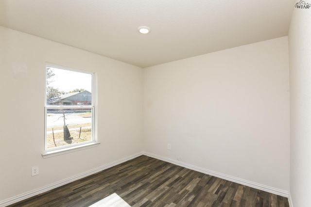 1646 ELIZABETH AVENUE, Wichita Falls, TX 76301