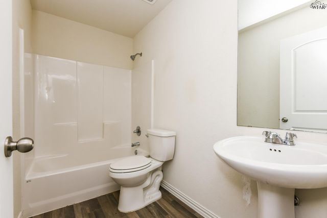 1646 ELIZABETH AVENUE, Wichita Falls, TX 76301